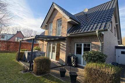 Haus Ahrensburg - 5 Zimmer, 144 m&sup2;, 850.000&euro; | Angebot:25916627