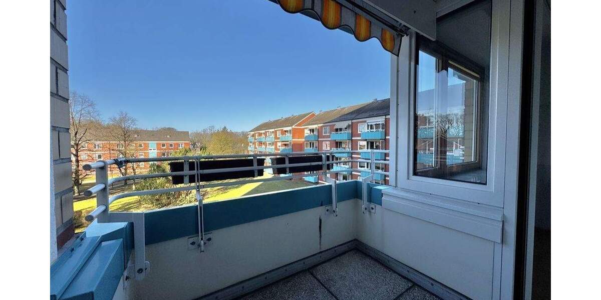 Etagenwohnung Hamburg Sasel - 2 Zimmer, 65 m&sup2;, 269.000&euro; | Angebot:25701326