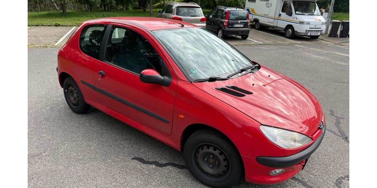 Peugeot 206 110.767 km 1.670 &euro; Bad Oldesloe 23843