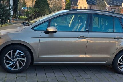 VW Golf Sportsvan 130.000 km 9.999 &euro; Schmalfeld 24640
