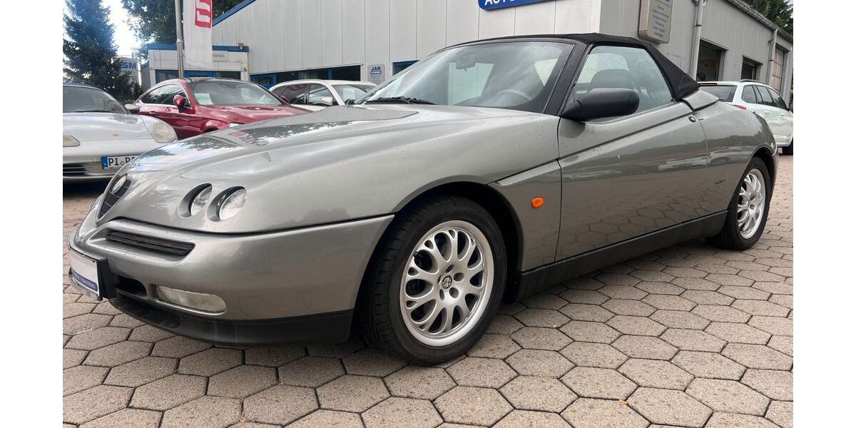 Alfa Romeo Spider 111.108 km 5.490 &euro; Elmshorn 25335