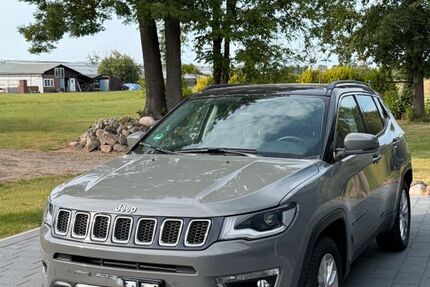 Jeep Compass 58.300 km 20.900 &euro; Hamburg 21033
