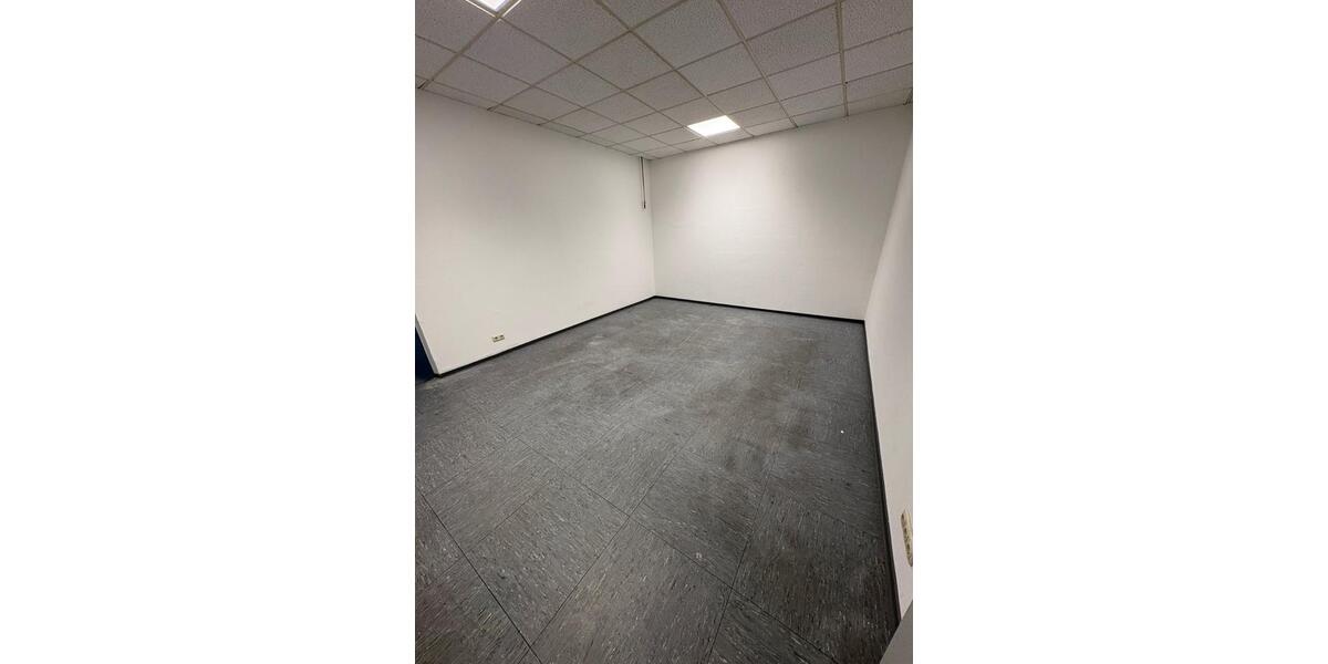 Gewerbeobjekt Barmstedt - 7&euro; | Angebot:23201300