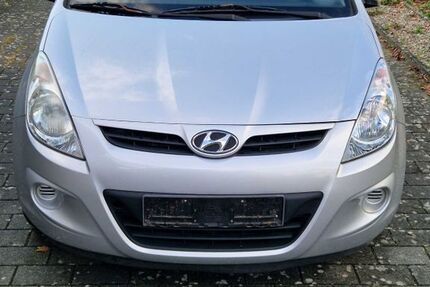 Hyundai i20 119.900 km 3.650 &euro; Seeth-Ekholt 25337