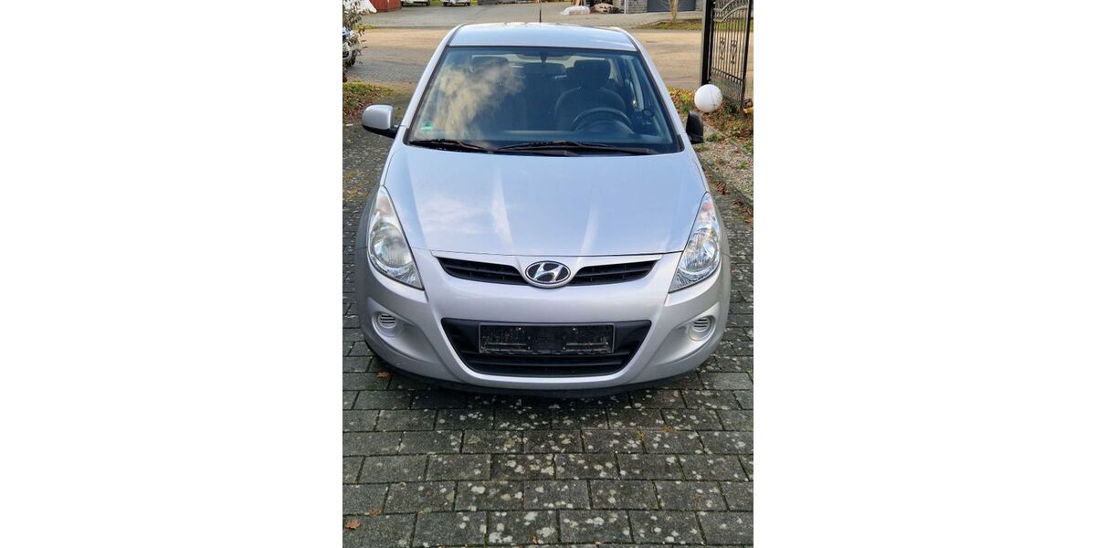 Hyundai i20 119.900 km 3.650 &euro; Seeth-Ekholt 25337