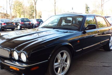 Jaguar XJ 72.500 km 14.499 &euro; Hamburg 22559