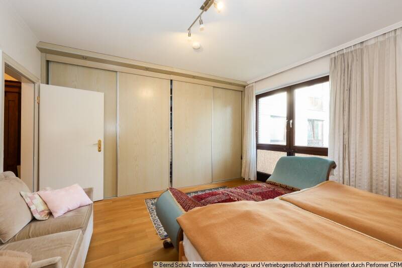 Etagenwohnung Hamburg Othmarschen - 2 Zimmer, 104 m&sup2;, 550.000&euro; | Angebot:25986513