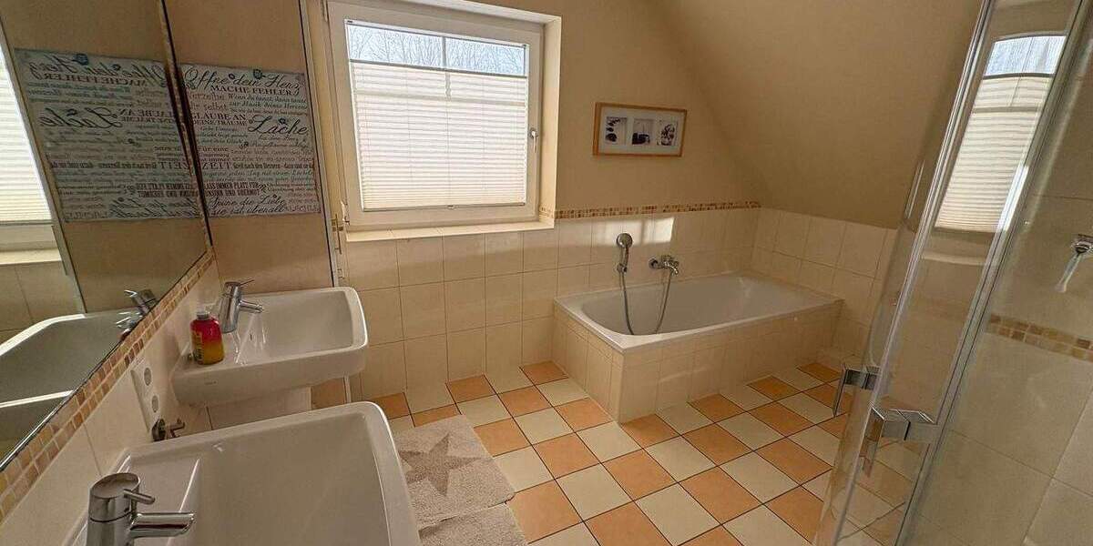 Einfamilienhaus Ahrensburg - 5 Zimmer, 144 m&sup2;, 850.000&euro; | Angebot:25916627