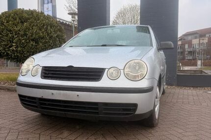 VW Polo 140.694 km 2.500 &euro; Blickstedt 24214