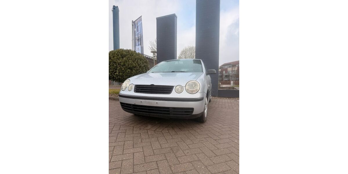 VW Polo 140.694 km 2.500 &euro; Blickstedt 24214