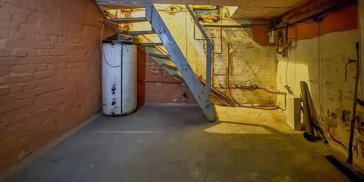 Doppelhaushälfte Hamburg Langenhorn - 3 Zimmer, 127 m&sup2;, 125.000&euro; | Angebot:25679203