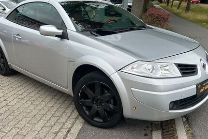 Renault Megane 270.000 km 3.499 &euro; bad bramstedt 24576