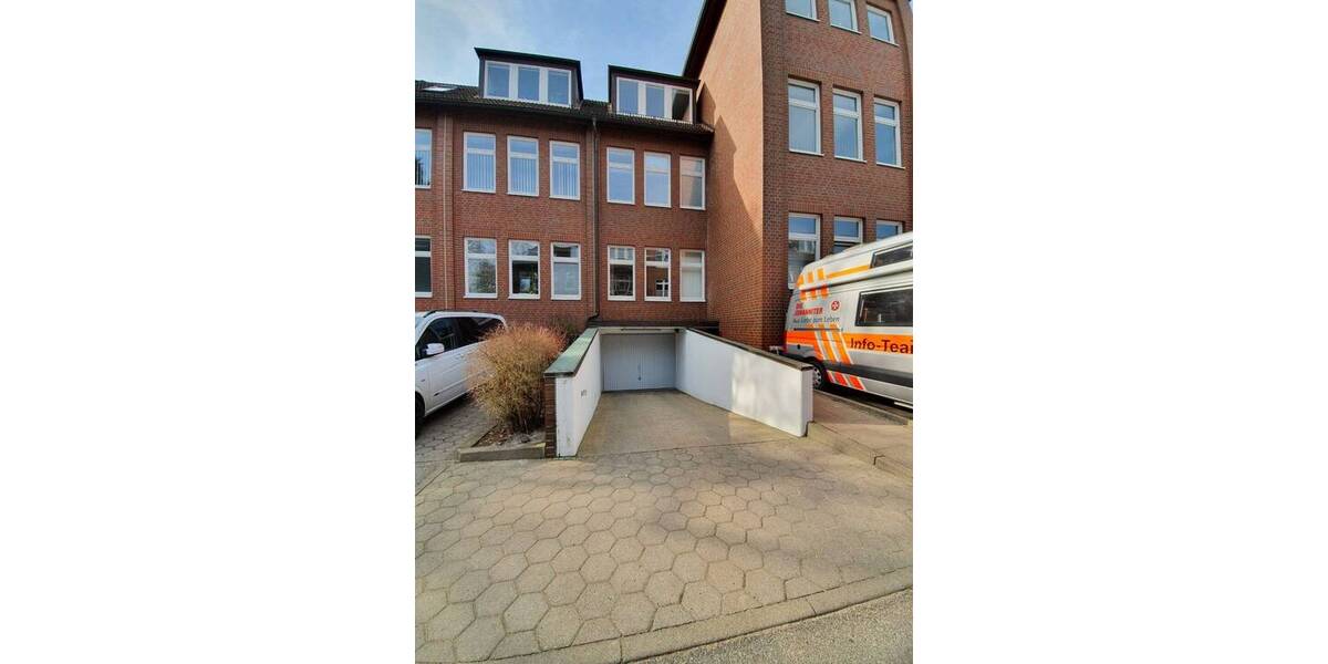 Gewerbeobjekt Hamburg Lokstedt - 7 Zimmer, 184 m&sup2;, 1.472&euro; | Angebot:25733909