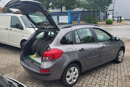 Renault Clio 70.123 km 2.390 &euro; Hamburg 20539