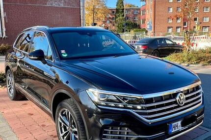VW Touareg 142.232 km 35.900 &euro; Hamburg 22111