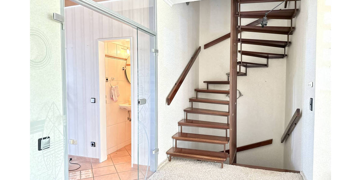 Reihenmittelhaus Wedel - 5 Zimmer, 132 m&sup2;, 480.000&euro; | Angebot:25736875