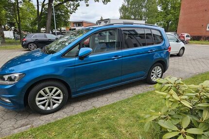 VW Touran 157.000 km 12.850 &euro; Wedel 22880