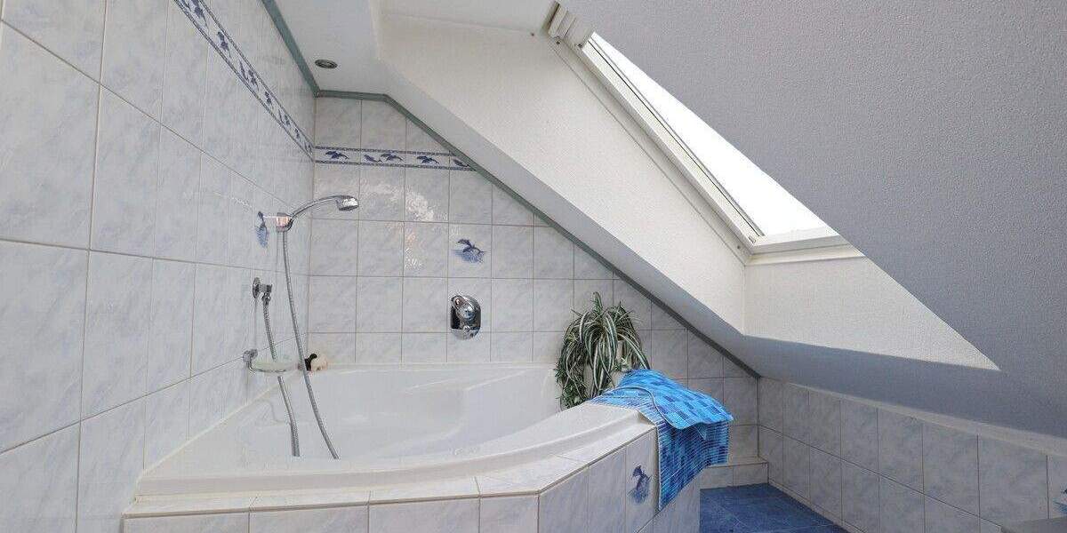 Mehrfamilienhaus, Wohnhaus Sievershütten - 7 Zimmer, 179 m&sup2;, 329.000&euro; | Angebot:25700599