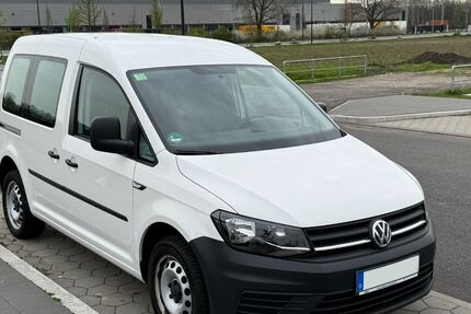 VW Caddy 105.300 km 9.500 &euro; Hamburg 22047