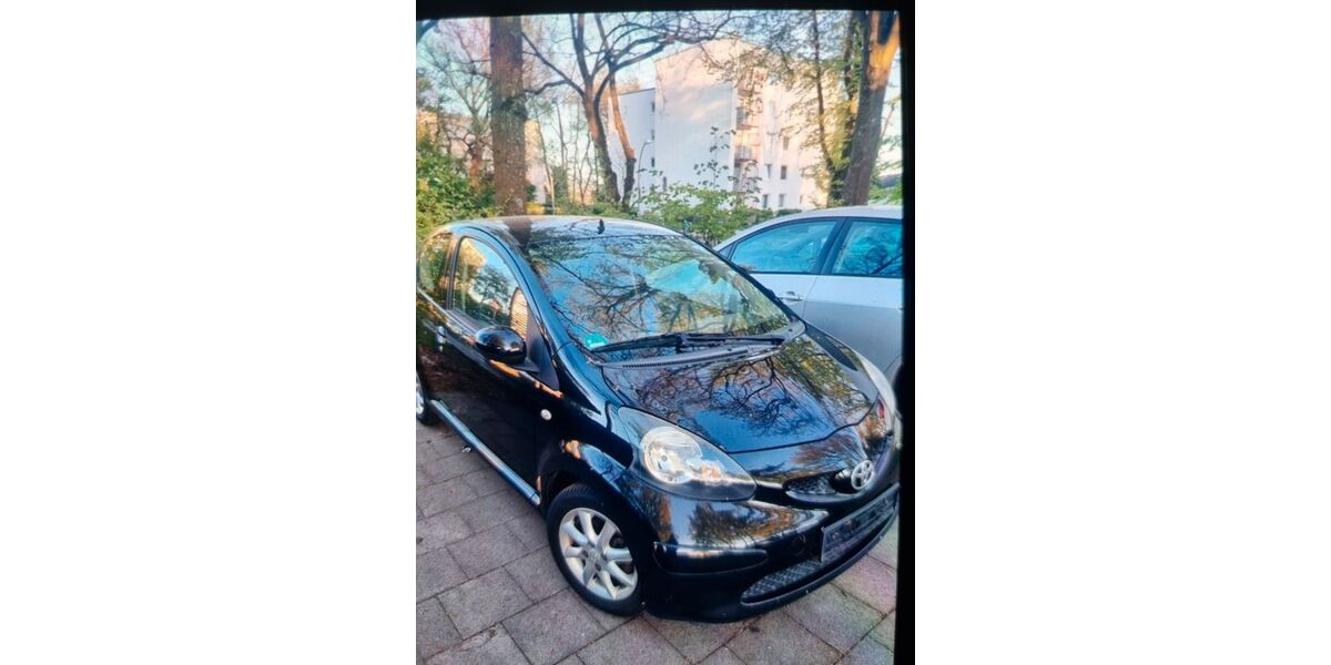 Toyota Aygo (X) 142.000 km 900 &euro; Hamburg 22043