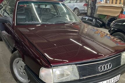 Audi 100 210.000 km 13.500 &euro; hamburg 22301