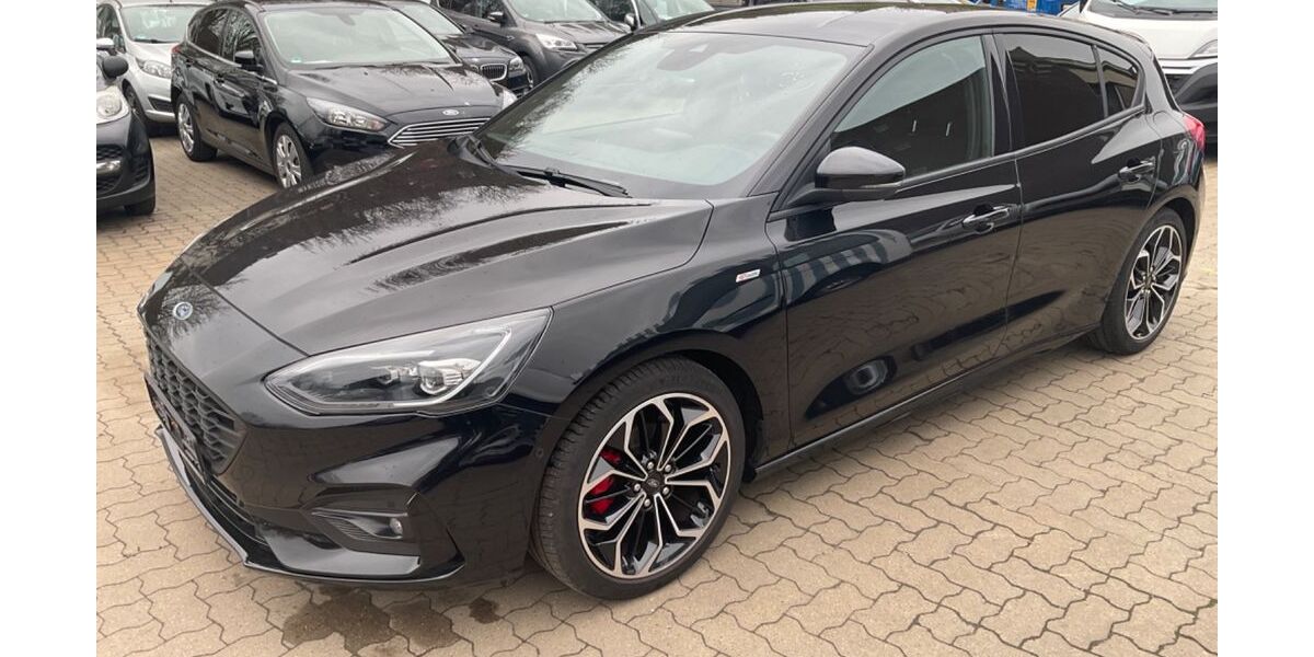 Ford Focus 65.300 km 14.490 &euro; Hamburg 21107