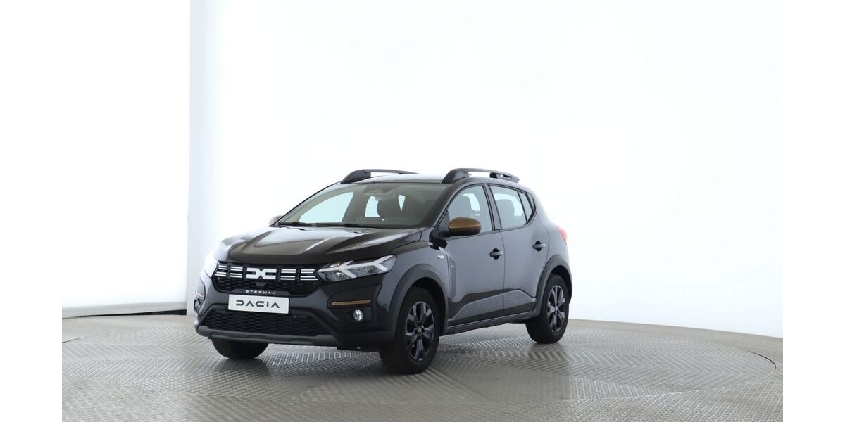 Dacia Sandero 10.673 km 17.990 &euro; Hamburg 22763