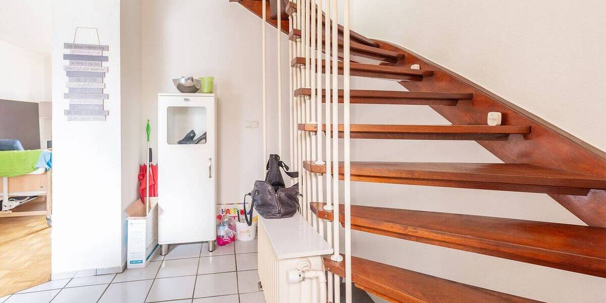 Reihenmittelhaus Norderstedt Garstedt - 3 Zimmer, 71 m&sup2;, 329.000&euro; | Angebot:26309938
