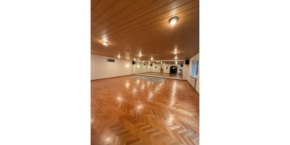 Einfamilienhaus Kaltenkirchen - 8 Zimmer, 415 m&sup2;, 698.400&euro; | Angebot:24899012