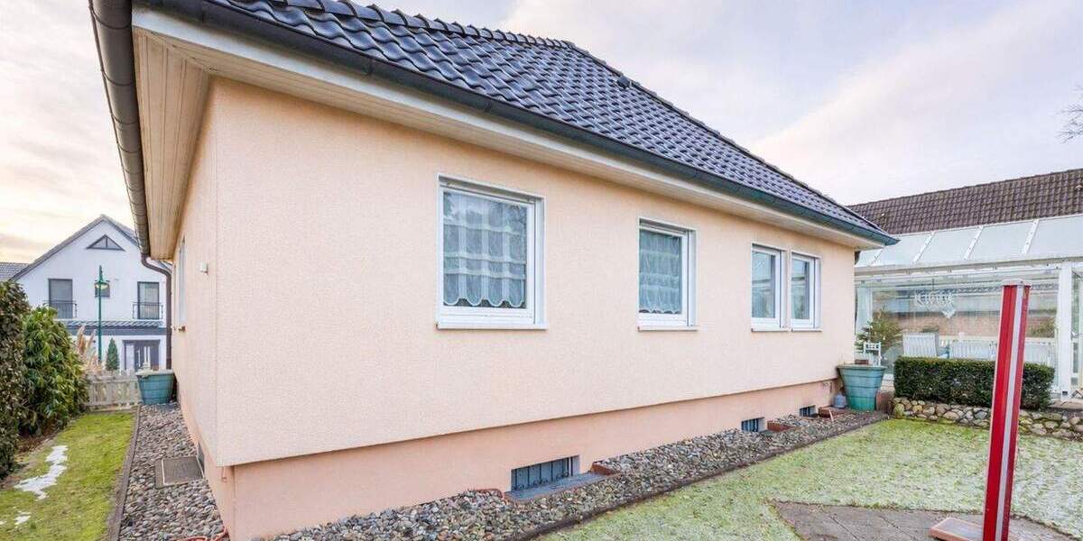 Einfamilienhaus Tangstedt - 4 Zimmer, 120 m&sup2;, 599.000&euro; | Angebot:25746123