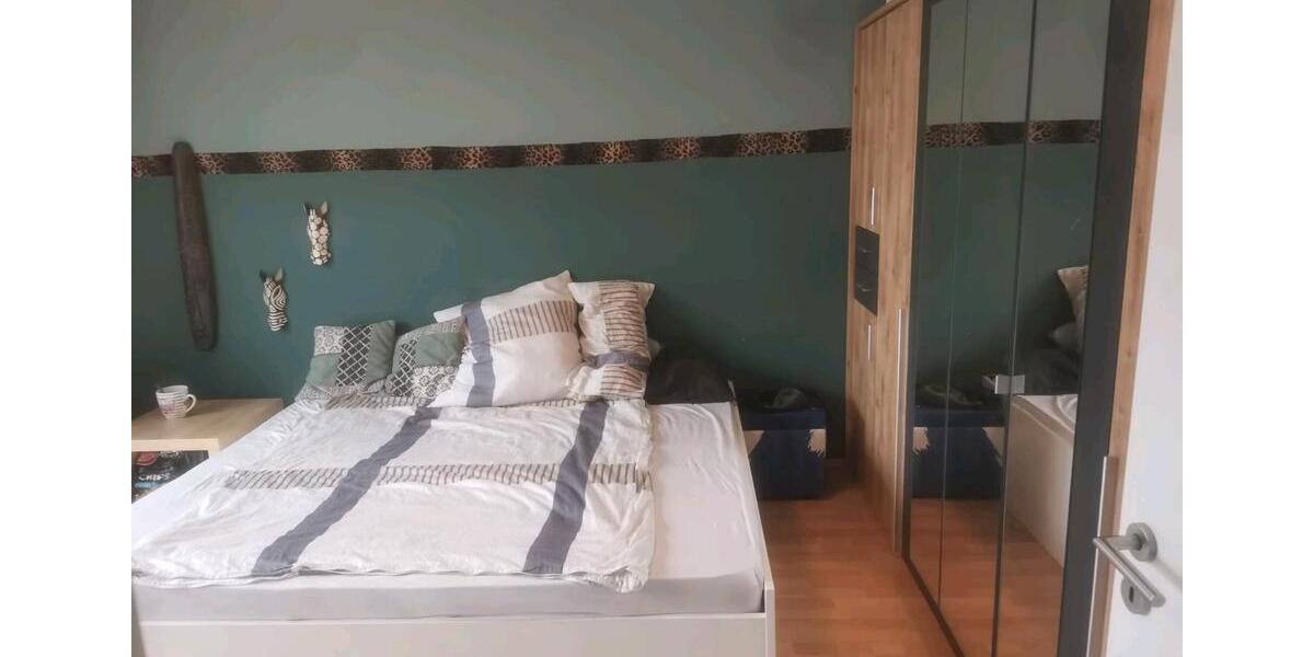 Etagenwohnung Hamburg Altona-Nord - 4 Zimmer, 101 m&sup2;, 850&euro; | Angebot:25146312