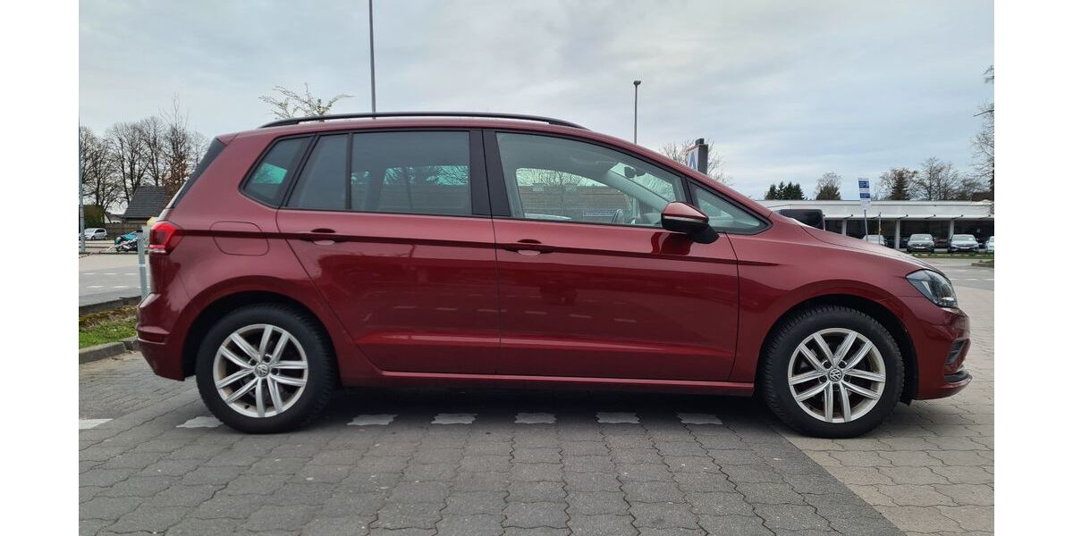 VW Golf Sportsvan 71.600 km 17.490 &euro; Schenefeld 22869