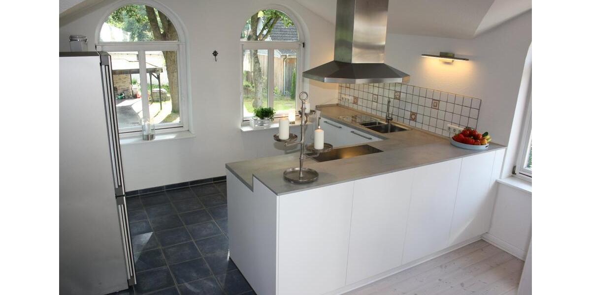 Einfamilienhaus Bad Bramstedt - 11 Zimmer, 281 m&sup2;, 795.000&euro; | Angebot:25941278