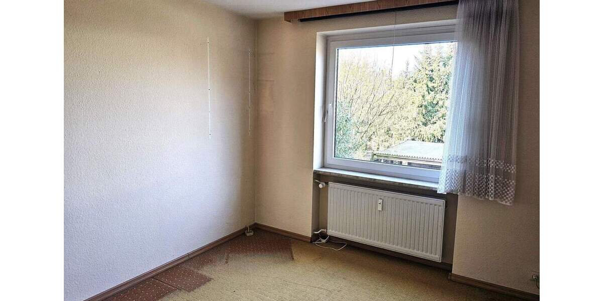 Etagenwohnung Oststeinbek - 4 Zimmer, 95 m&sup2;, 325.000&euro; | Angebot:25745229