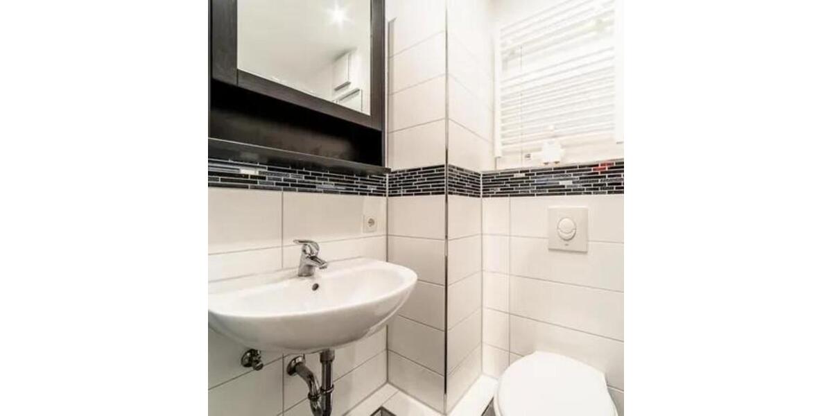 Etagenwohnung Bad Oldesloe - 1 Zimmer, 154 m&sup2;, 270&euro; | Angebot:25211097