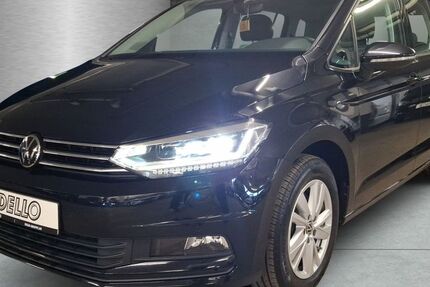 VW Touran 35.043 km 25.940 &euro; Hamburg 22047