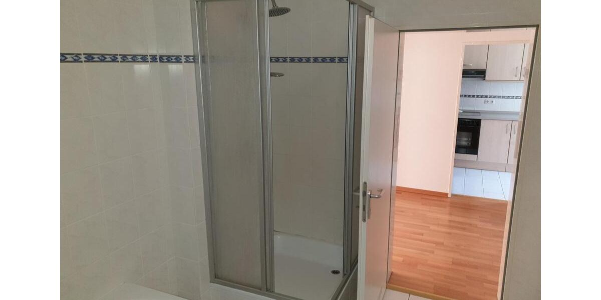 Etagenwohnung Bad Oldesloe - 4 Zimmer, 103 m&sup2;, 1.288&euro; | Angebot:25623302