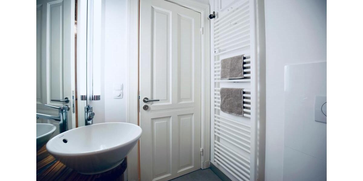 Erdgeschoßwohnung Hamburg Winterhude - 3 Zimmer, 84 m&sup2;, 2.200&euro; | Angebot:24418209