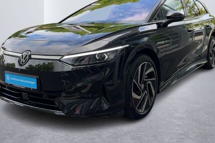 VW ID.7 11.936 km 53.850 &euro; Hamburg 22111