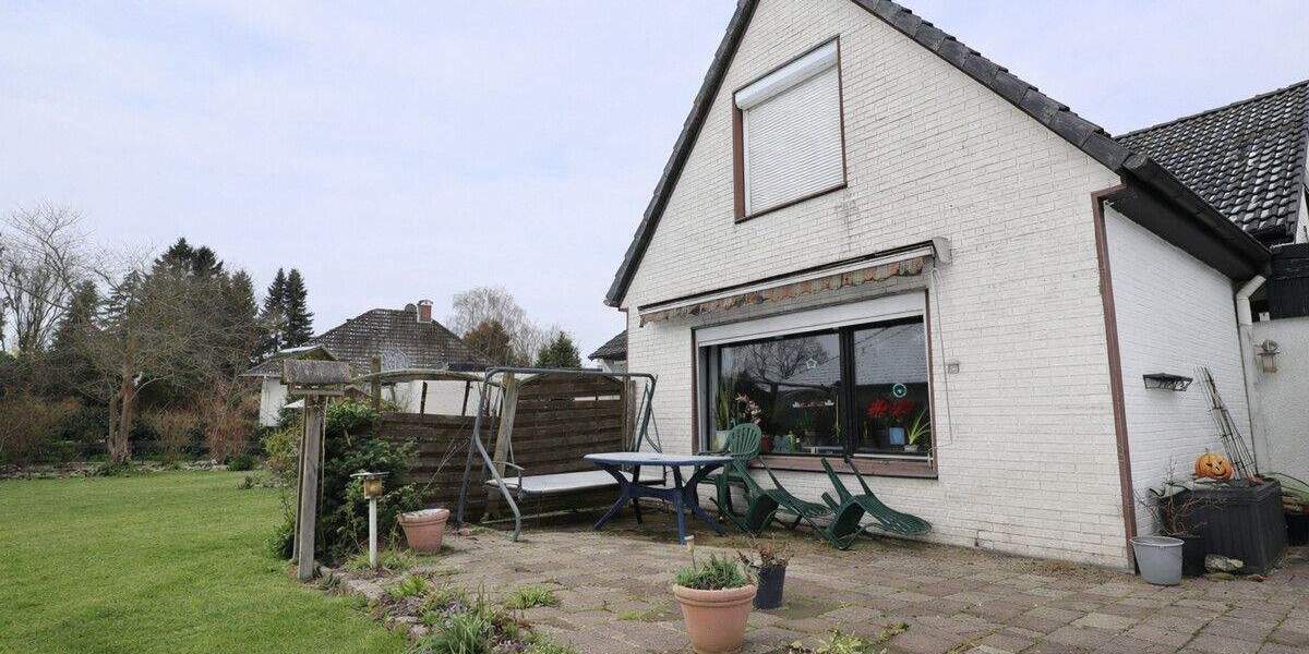 Mehrfamilienhaus, Wohnhaus Sievershütten - 7 Zimmer, 179 m&sup2;, 329.000&euro; | Angebot:25700599