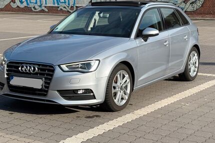 Audi A3 136.500 km 11.900 &euro; Hamburg 22081