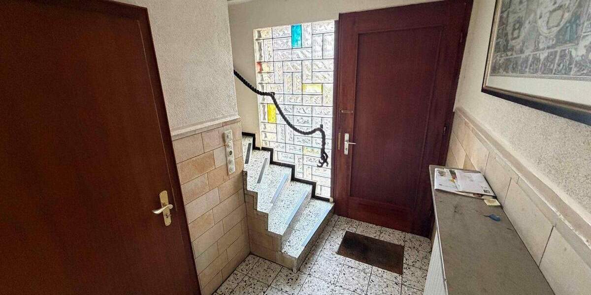 Mehrfamilienhaus, Wohnhaus Heist - 8 Zimmer, 214 m&sup2;, 495.000&euro; | Angebot:25742353