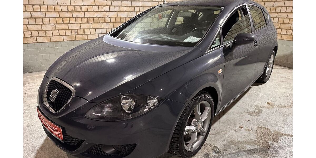 Seat Leon 95.933 km 4.499 &euro; Hamburg 21079