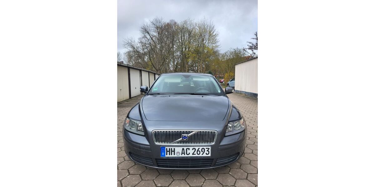 Volvo V50 104.400 km 5.200 &euro; Hamburg 22525