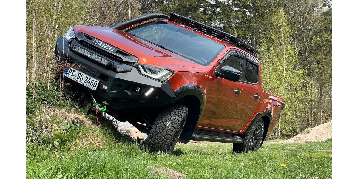 Isuzu D-Max 5.000 km 75.672 &euro; Uetersen 25436