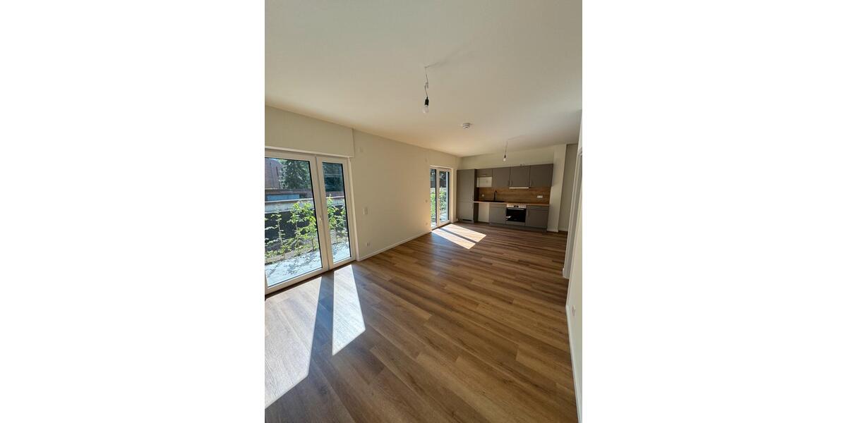 Erdgeschoßwohnung Hamburg Wandsbek - 2 Zimmer, 72 m&sup2;, 1.800&euro; | Angebot:25281987