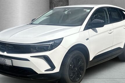 Opel Grandland (X) 37.575 km 18.450 &euro; Hamburg 22117