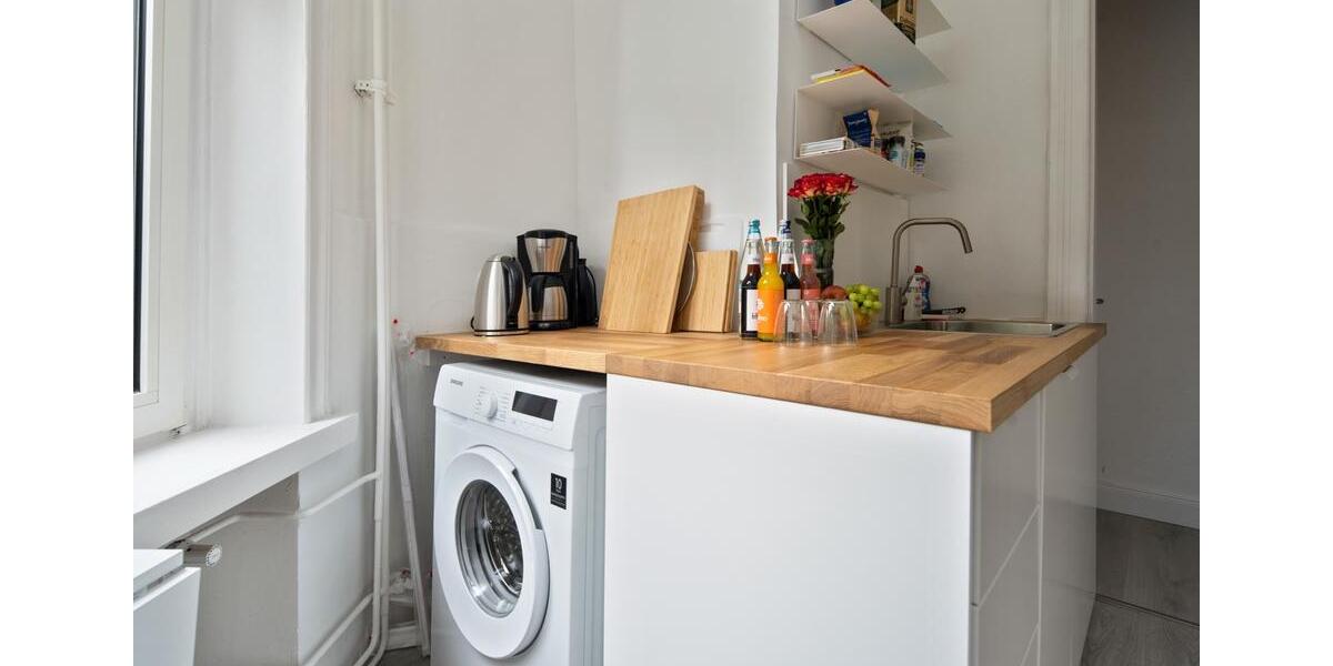 Etagenwohnung Hamburg Winterhude - 2 Zimmer, 45 m&sup2;, 2.200&euro; | Angebot:25752427