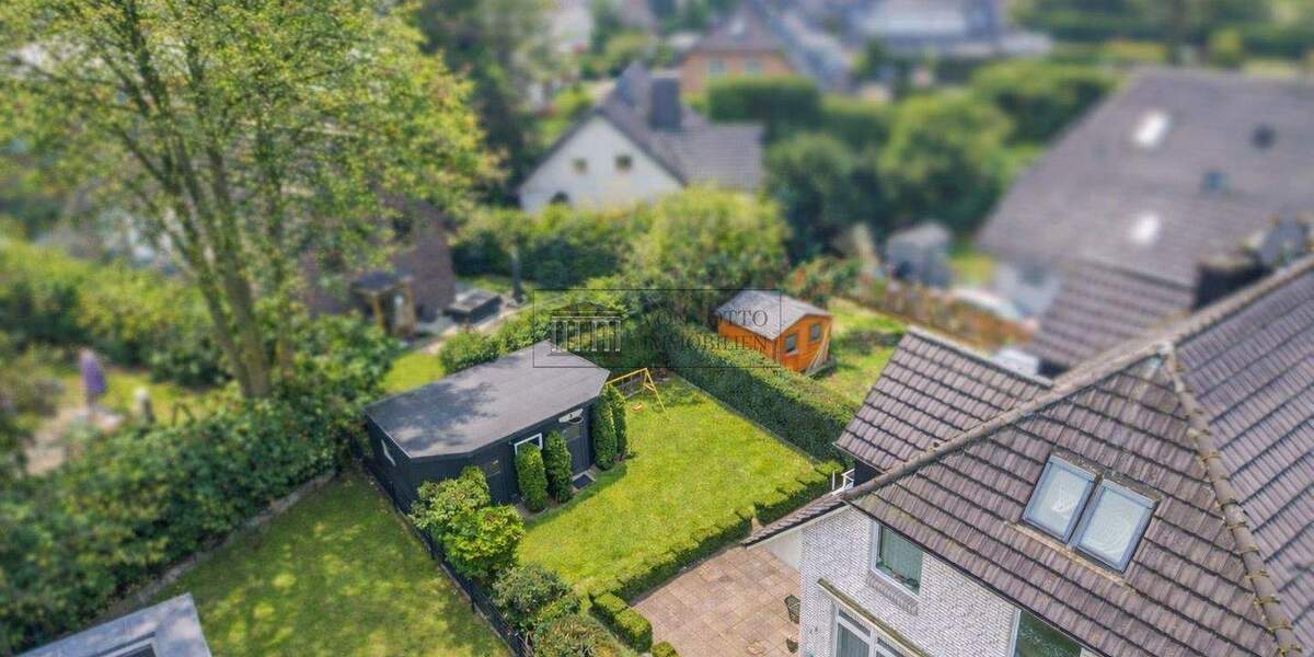 Mehrfamilienhaus, Wohnhaus Hamburg Sasel - 7 Zimmer, 150 m&sup2;, 998.000&euro; | Angebot:25692472