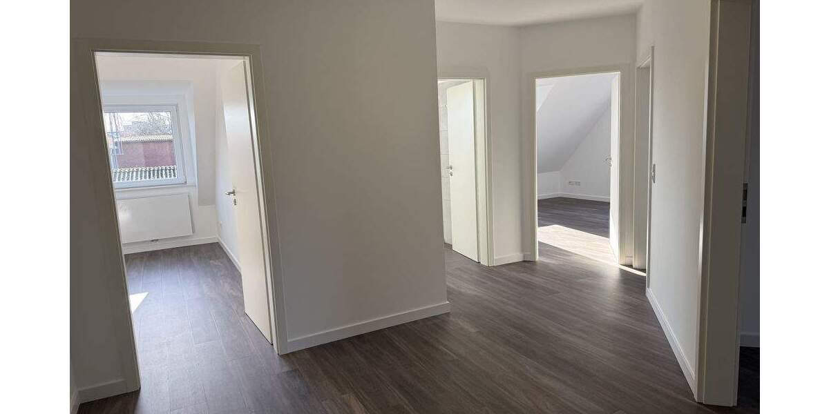 Etagenwohnung Bad Bramstedt - 4 Zimmer, 88 m&sup2;, 1.300&euro; | Angebot:25770183